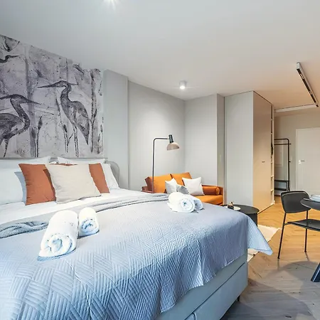 Flatbook - Center Bank Polsk グディニャ