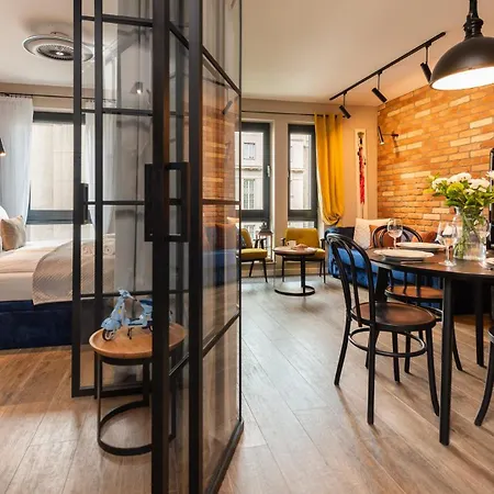 Flatbook - Center Bank Polsk Apartment