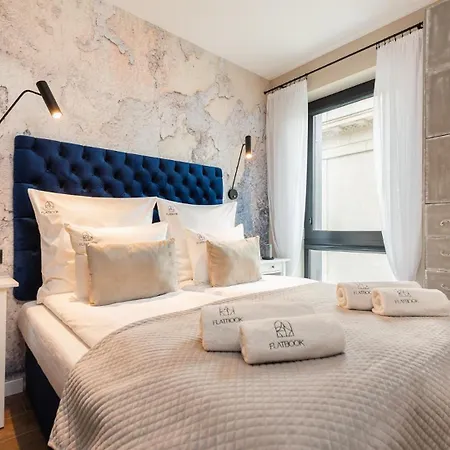 Flatbook - Center Bank Polsk グディニャ