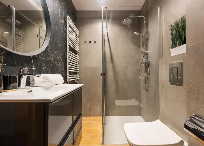 Flatbook - Center Bank Polsk Apartment